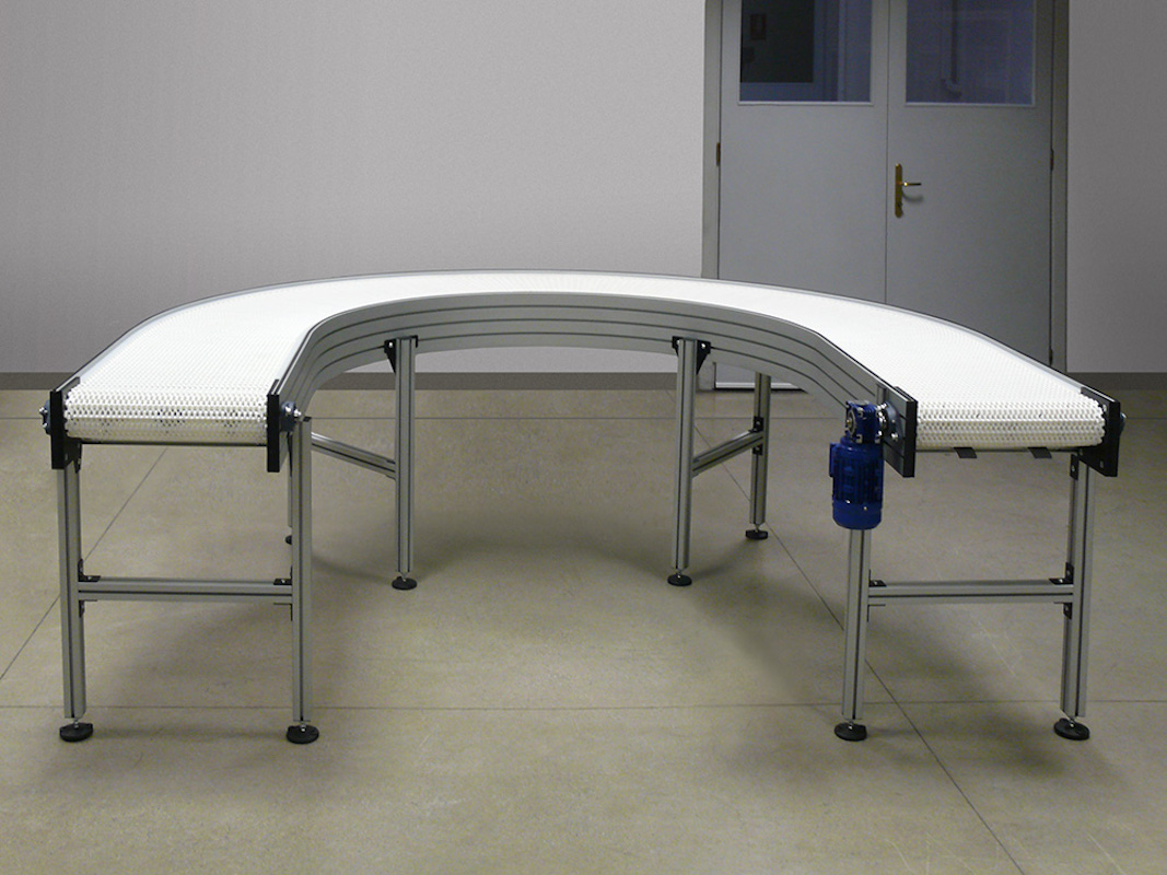Nastro trasportatore a maglia plastica - curva a 180°