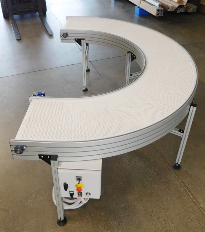 Nastro trasportatore a maglia plastica - curva a 180°